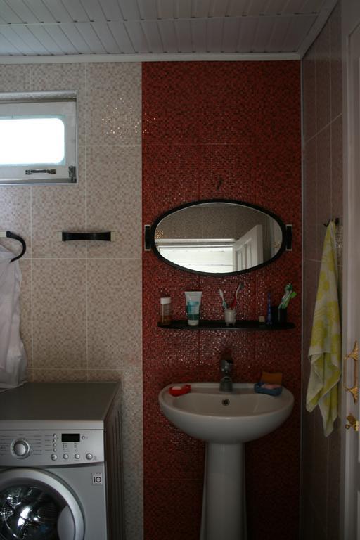 Guesthouse Gegi Kutaisi Oda fotoğraf